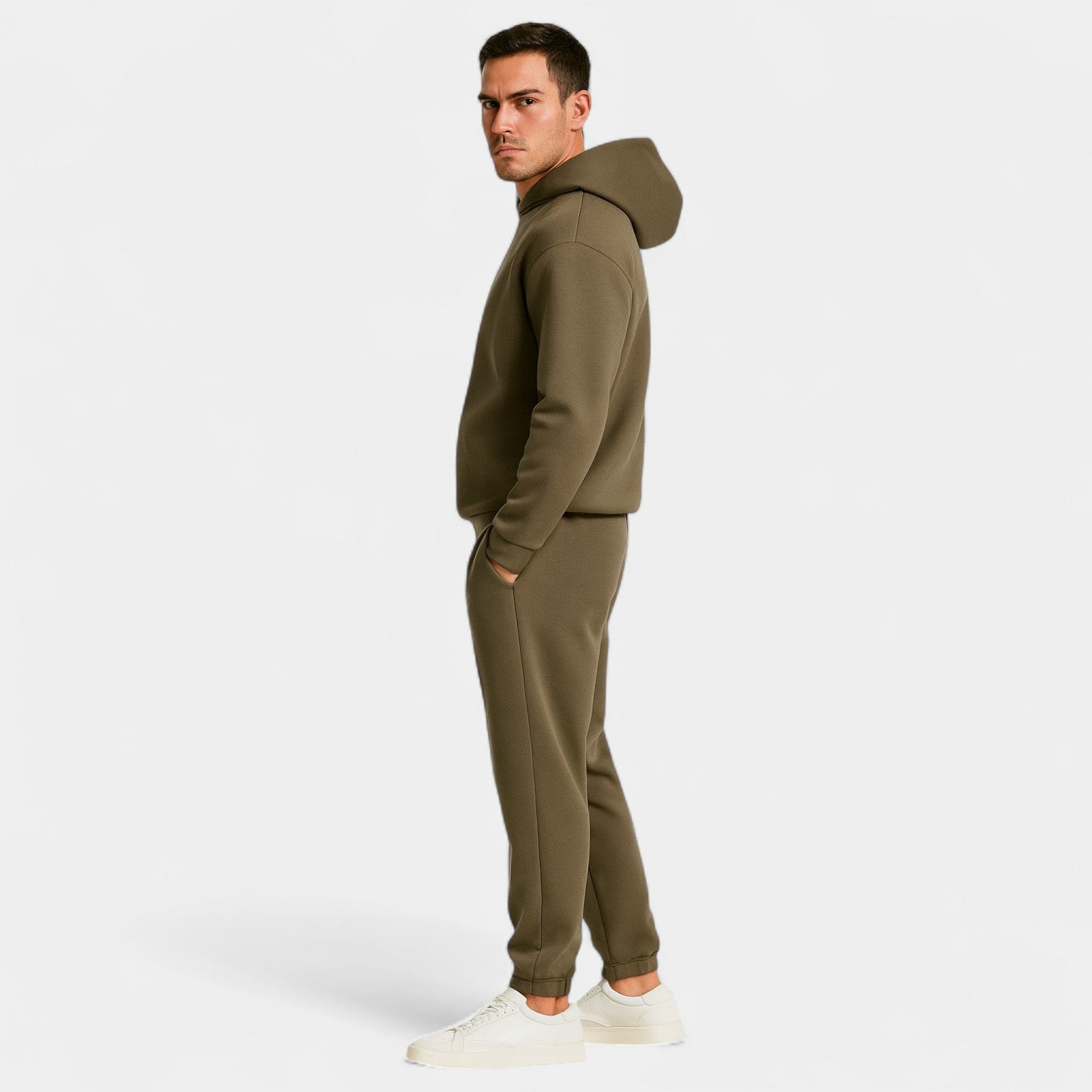 Riche | Ensemble à capuche homme tissu technique – casual, ajusté, style minimal