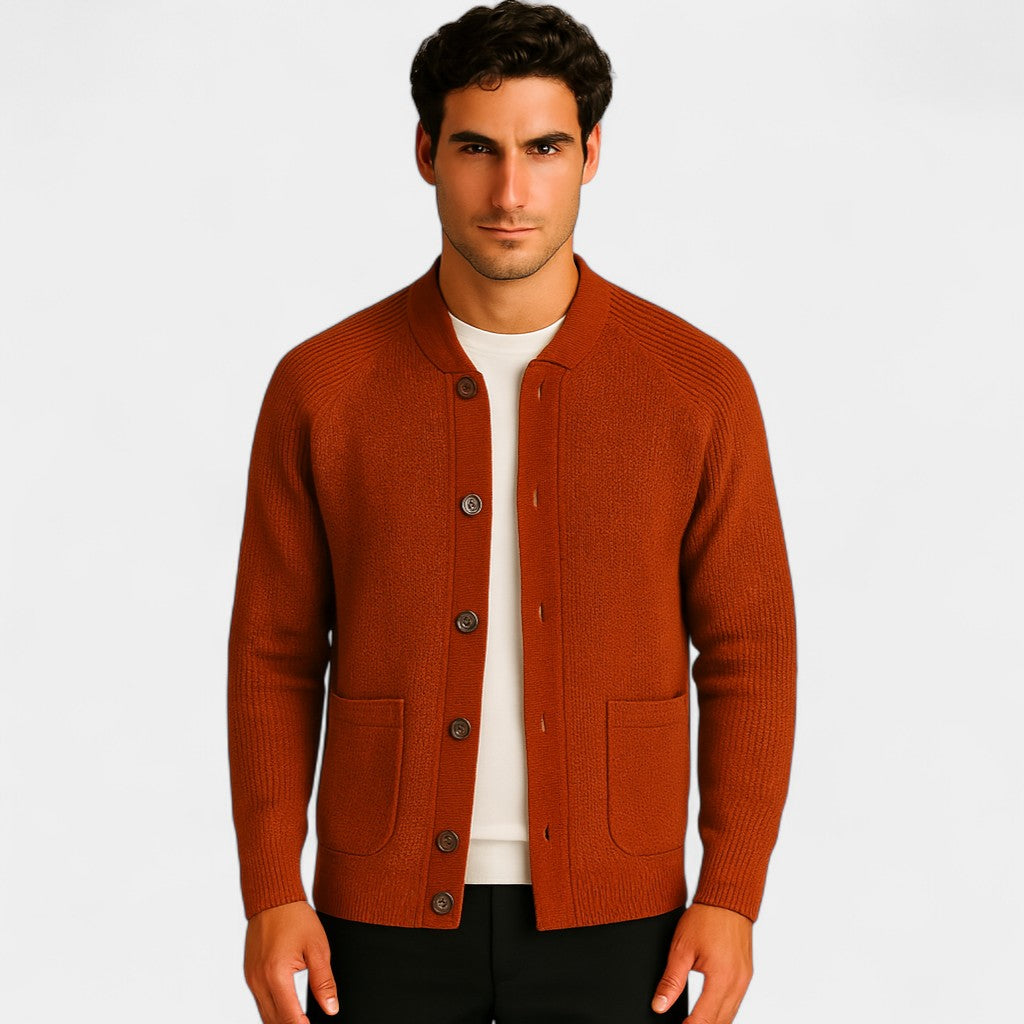 Riche | Cardigan homme en maille – col rond boutonné
