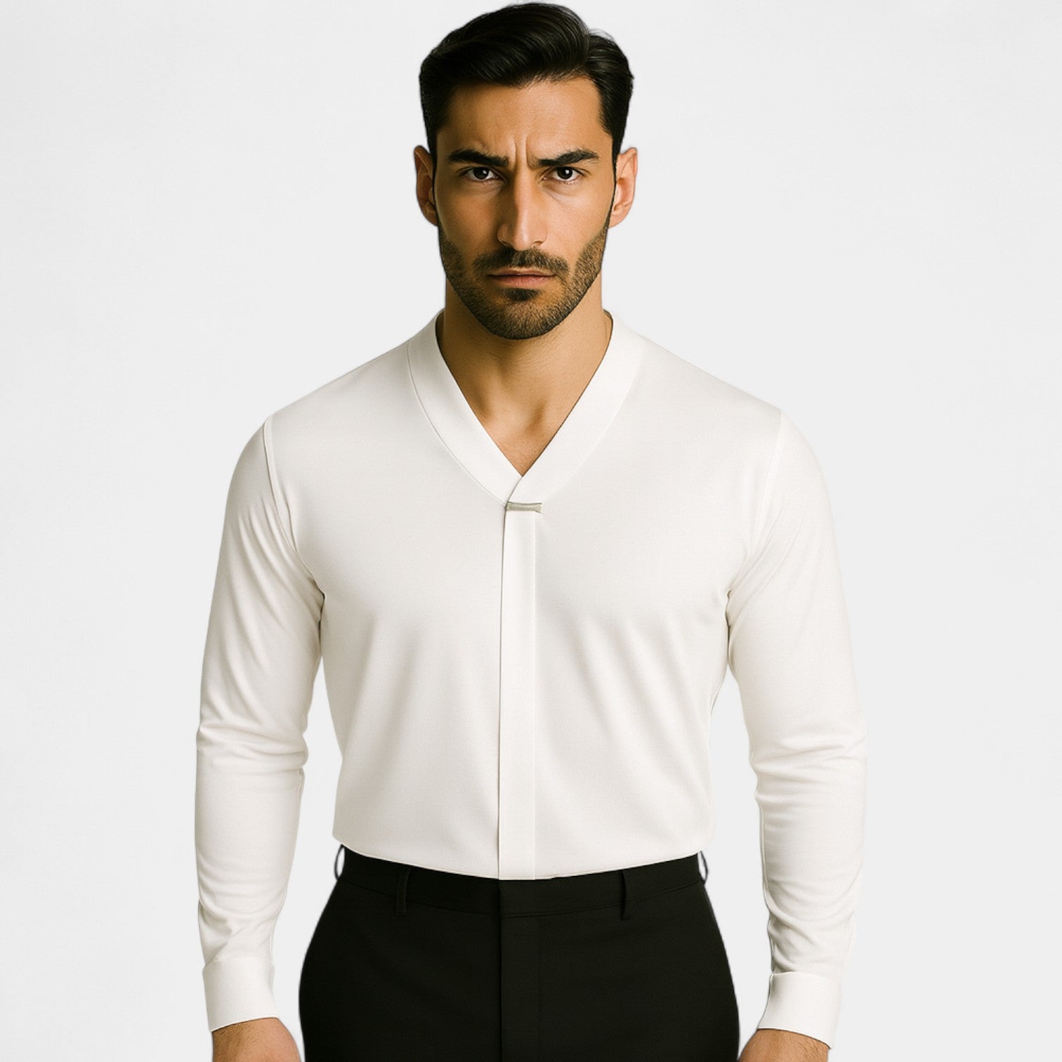 Riche | Chemise col V homme coton mélangé – coupe minimaliste infroissable