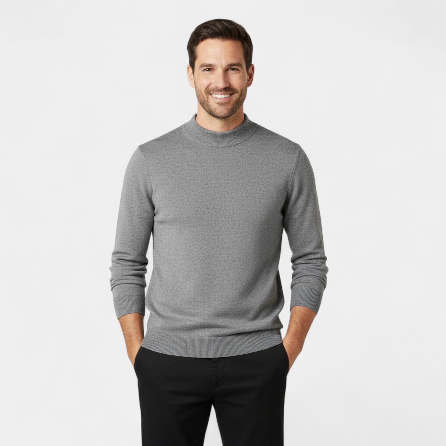 Riche | Pull Homme Col Semi-Montant Rond – Coupe Minimaliste et Luxe