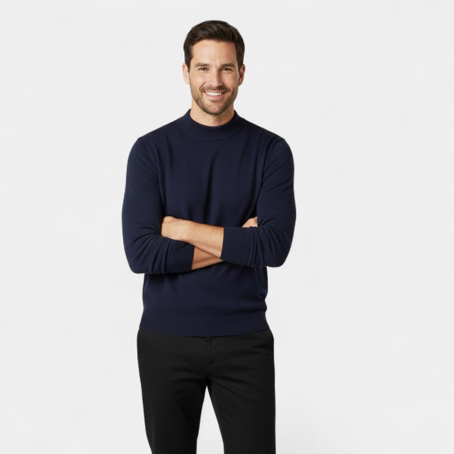 Riche | Pull Homme Col Semi-Montant Rond – Coupe Minimaliste et Luxe
