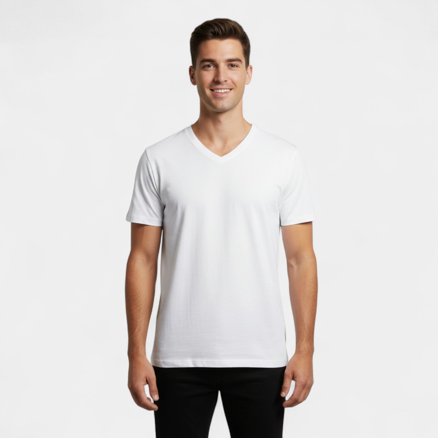 Riche | Lot de 3 t-shirts homme col V coton manches courtes – raffinés, ajustés, essentiels du quotidien