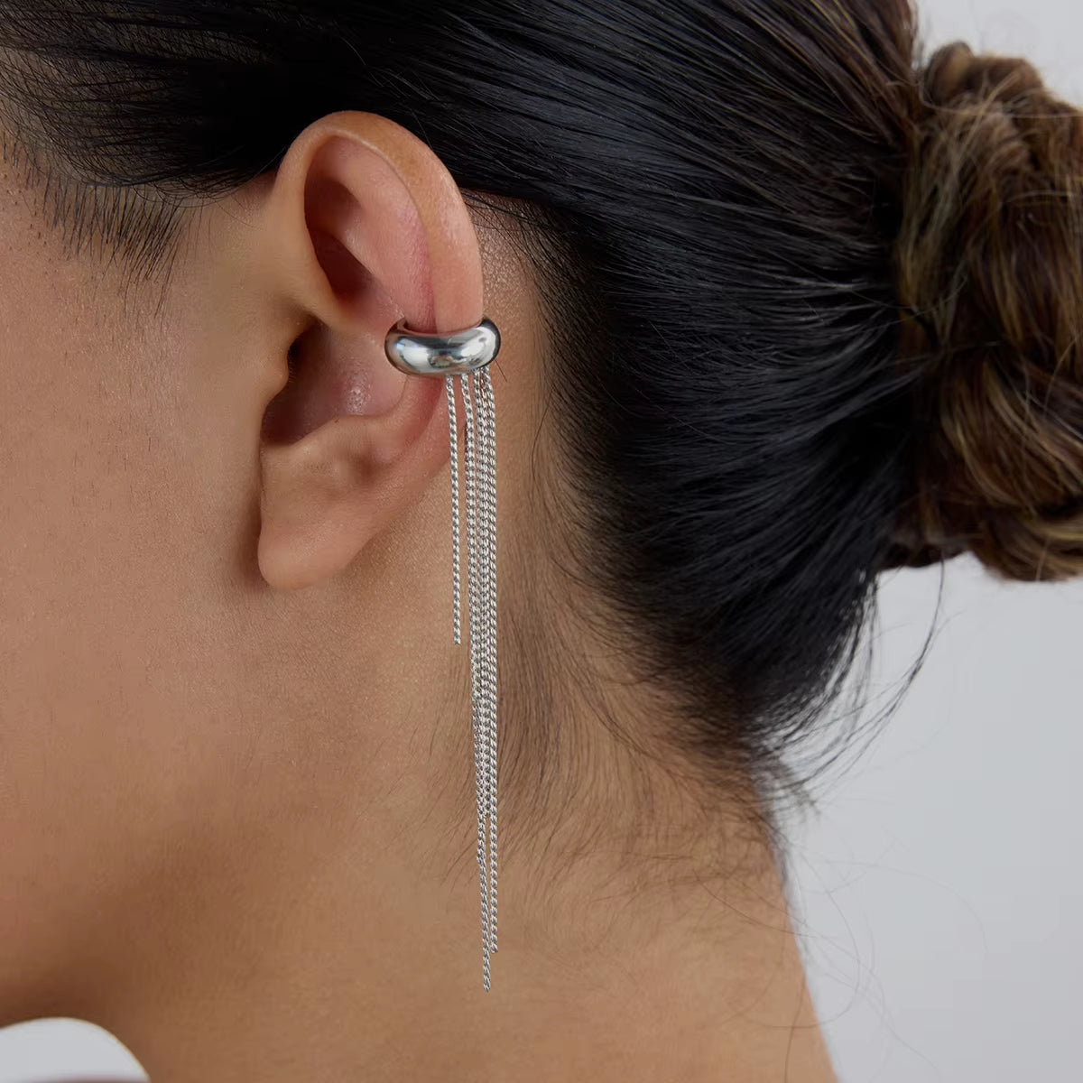 Ear cuff femme en acier inoxydable à pampilles – Longue chute statement