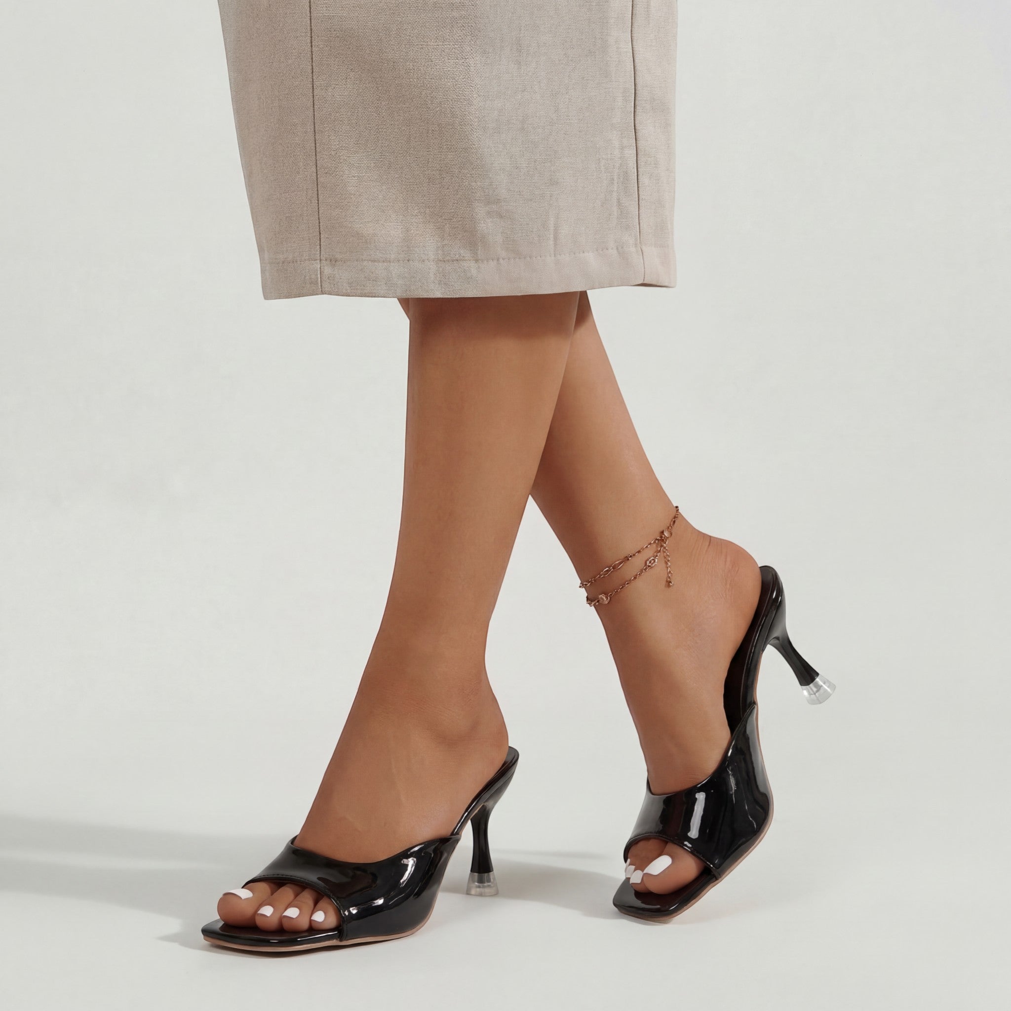 Mules à talon en cuir brillant pour femme – Bout carré