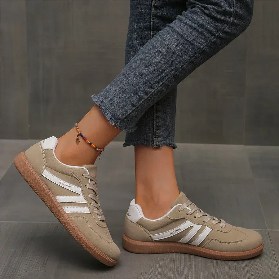 Baskets femme casual en cuir à lacets – Semelle plate basse