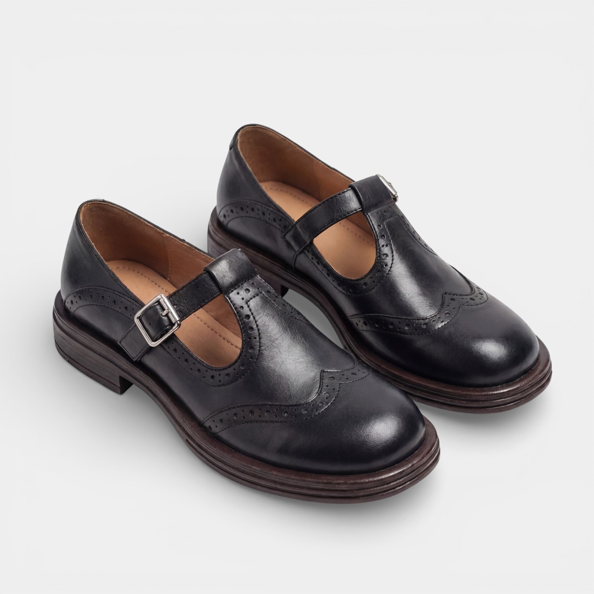 Riche | Chaussures plates en cuir raffiné pour femme