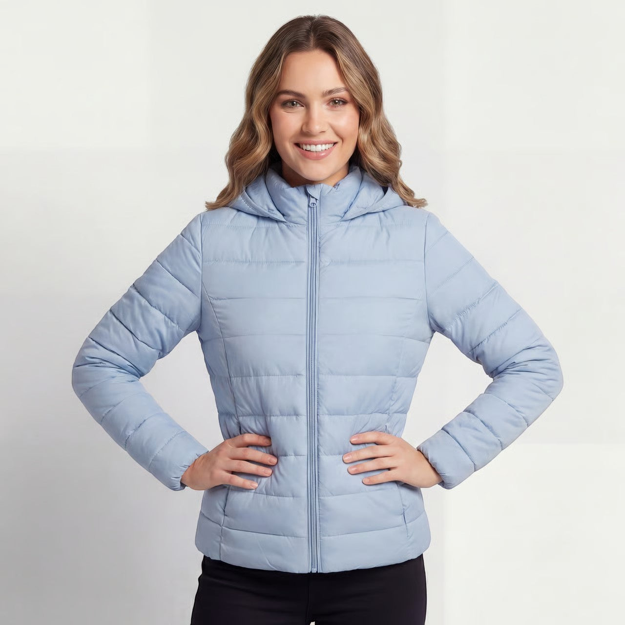 Riche | Veste matelassée isolante légère en tissu tissé pour femme
