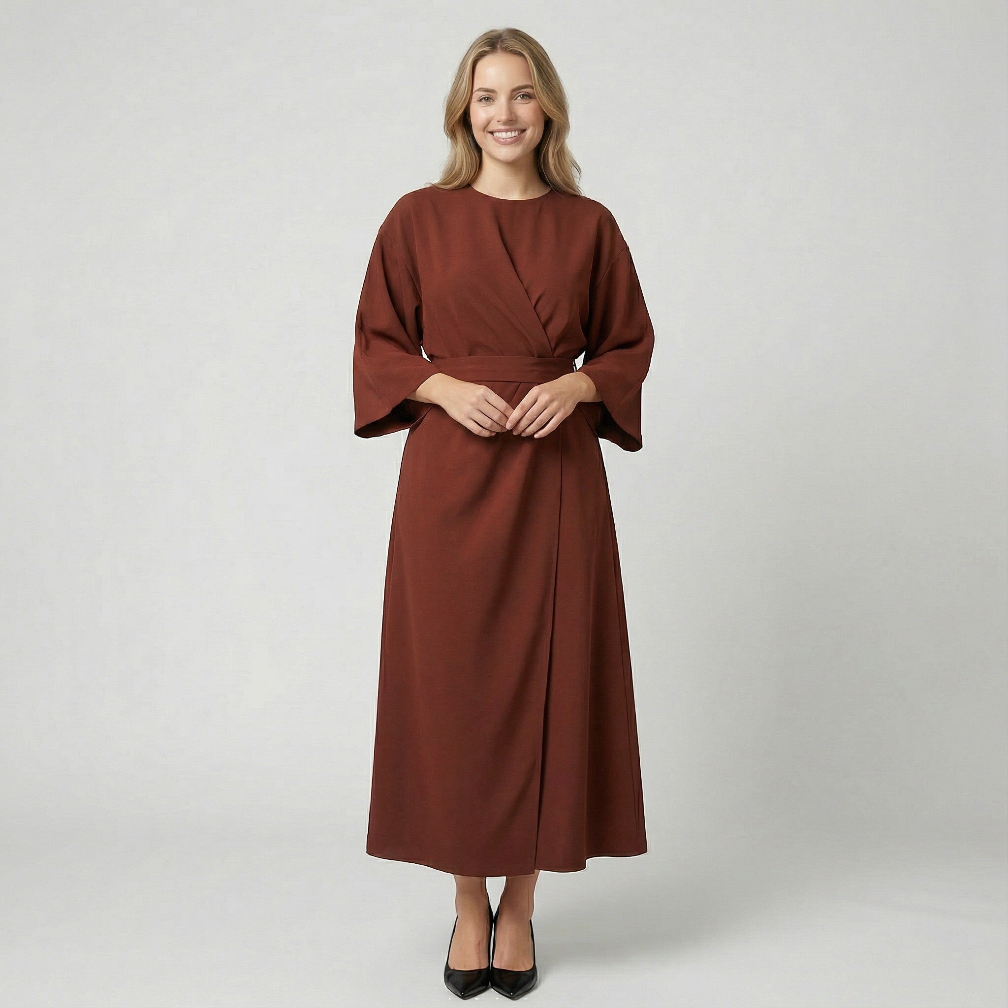 Riche | Robe femme élégante cintrée à la taille