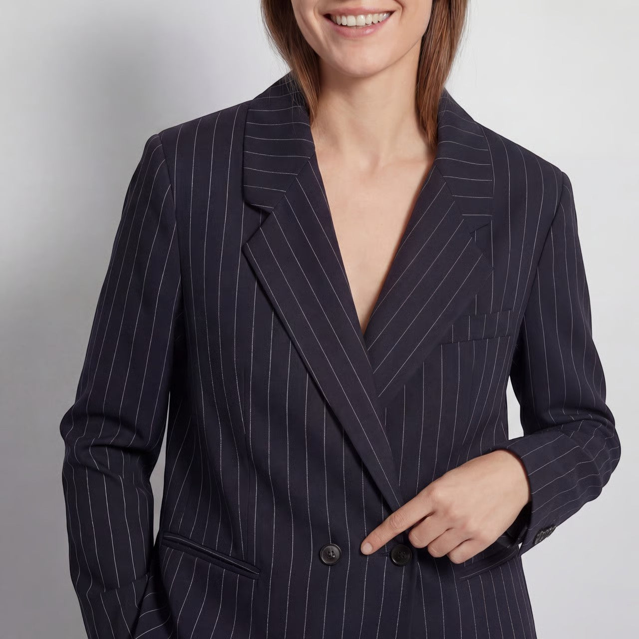 Blazer femme croisé en tissu – Coupe structurée à rayures fines