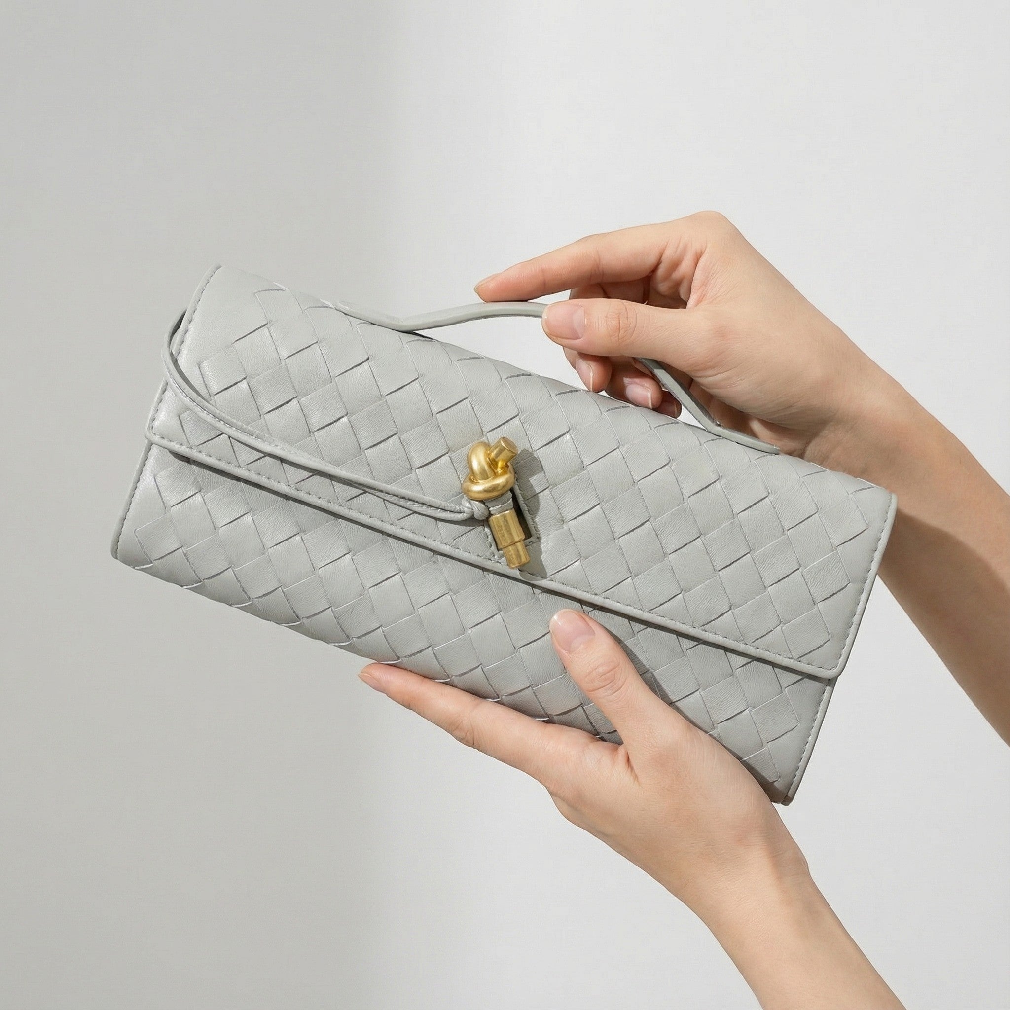 Riche | Sac pochette femme en cuir