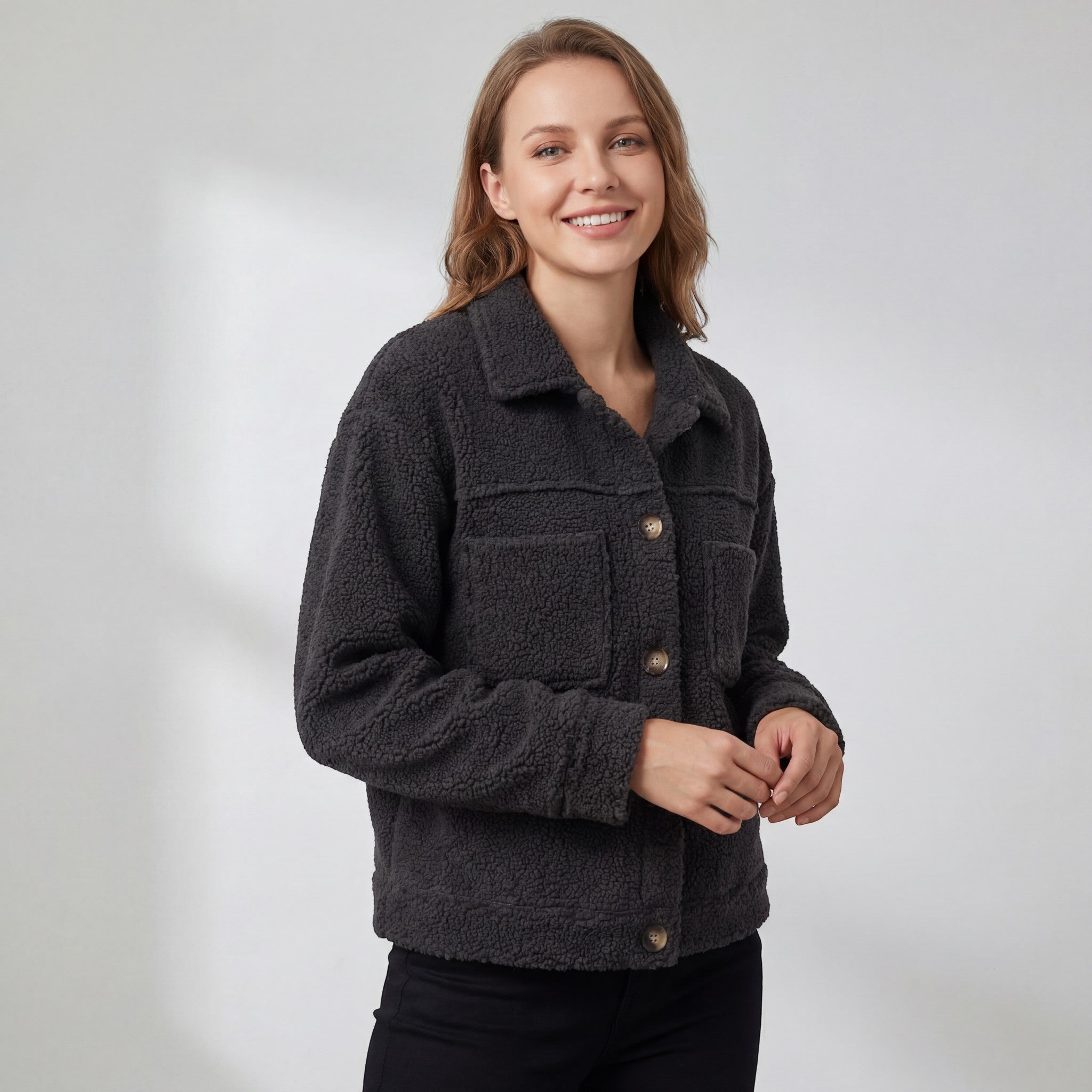 Riche | Veste femme en laine d’agneau