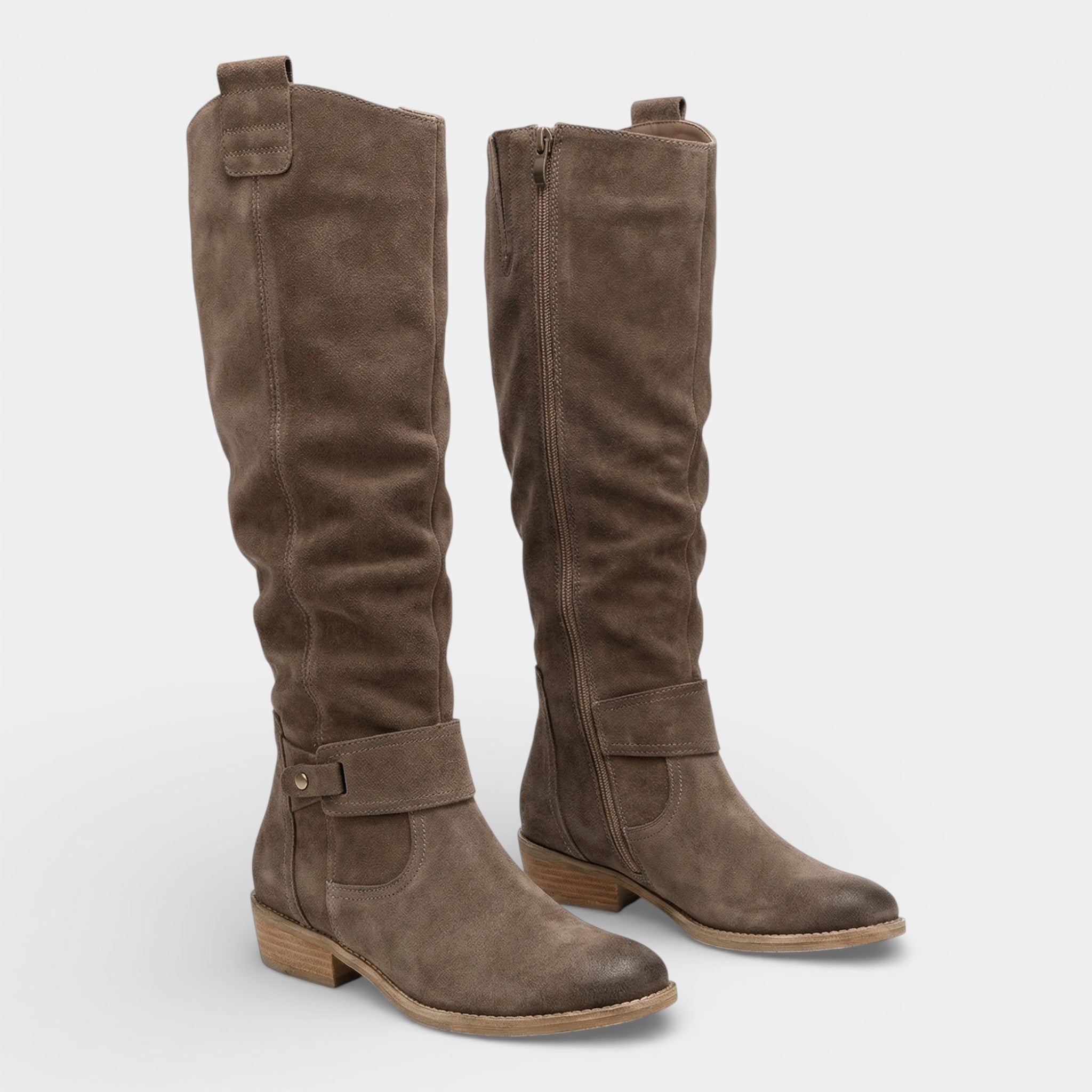 Riche | Bottes hautes en suédine à talon bas pour femme