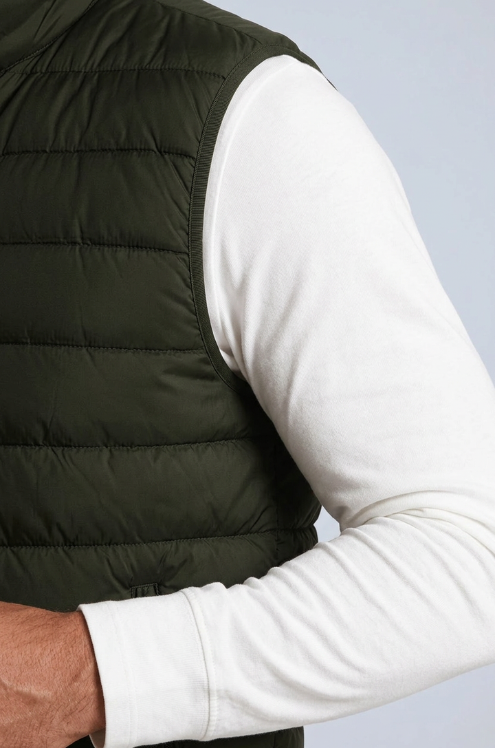 Gesteppte Daunenweste für Herren – Leicht, gefüttert, mit Reißverschluss