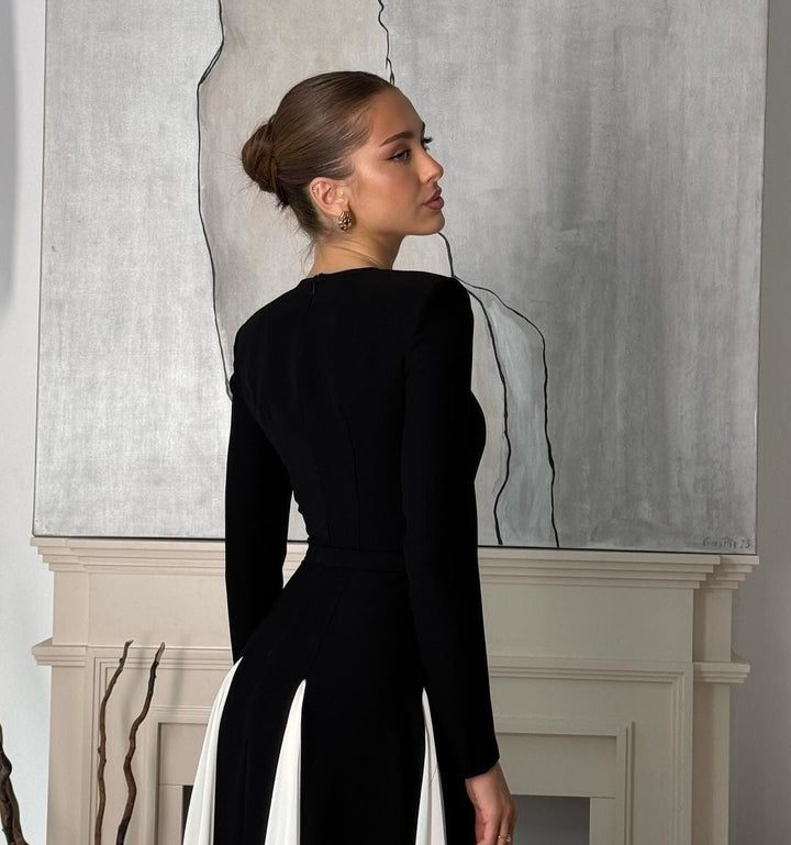 Robe Longue Structurée à Manches Longues pour Femme – Coupe Ajustée Style Soirée