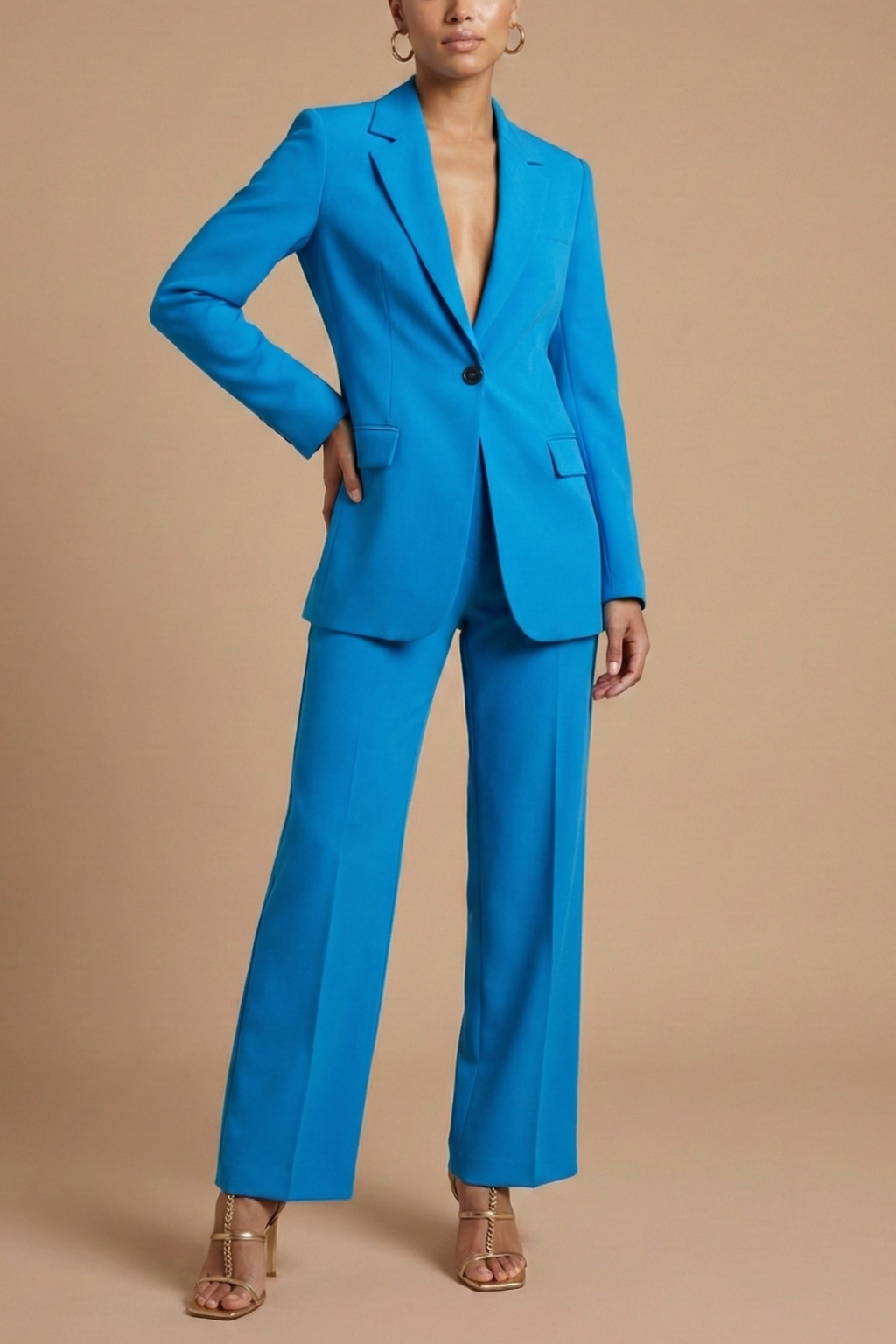 Damen-Set aus Blazer und weit geschnittener Hose – Taillierte Passform mit einem Knopf