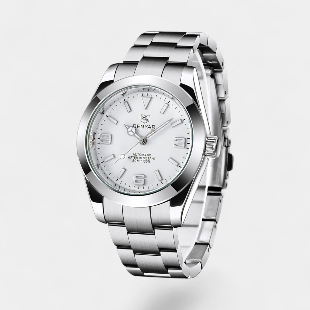 Analoge Herrenuhr aus Edelstahl – Leuchtzeiger