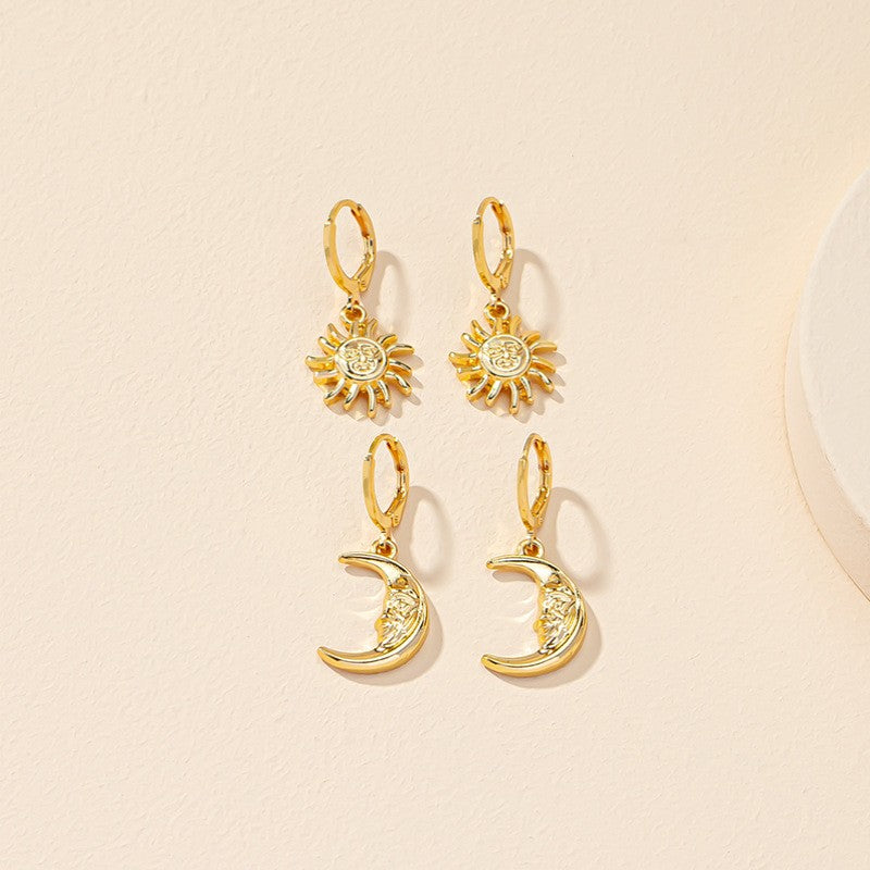 Boucles d’Oreilles Soleil Lune pour Femme – Set Créoles Gravées
