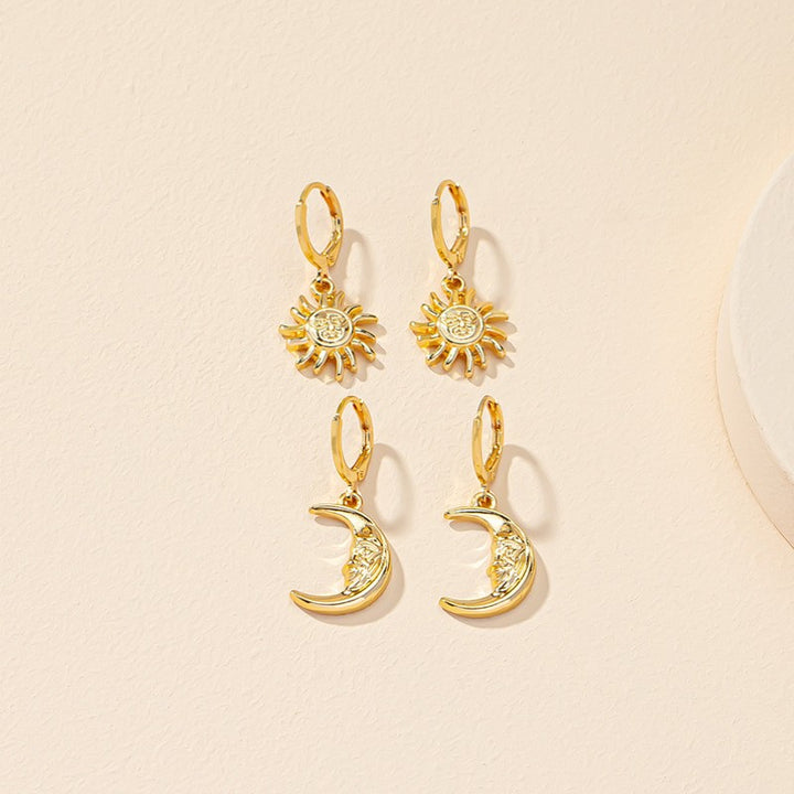 Boucles d’Oreilles Soleil Lune pour Femme – Set Créoles Gravées