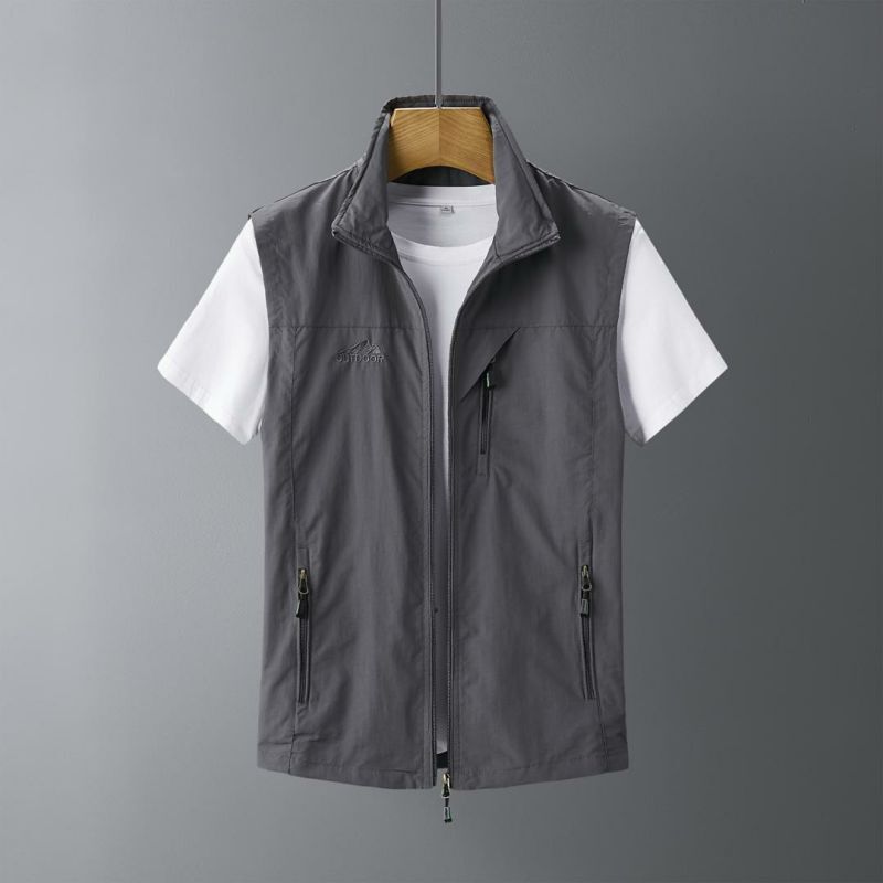 Men's Lightweight Outdoor Vest – Breathable with a Zipper
