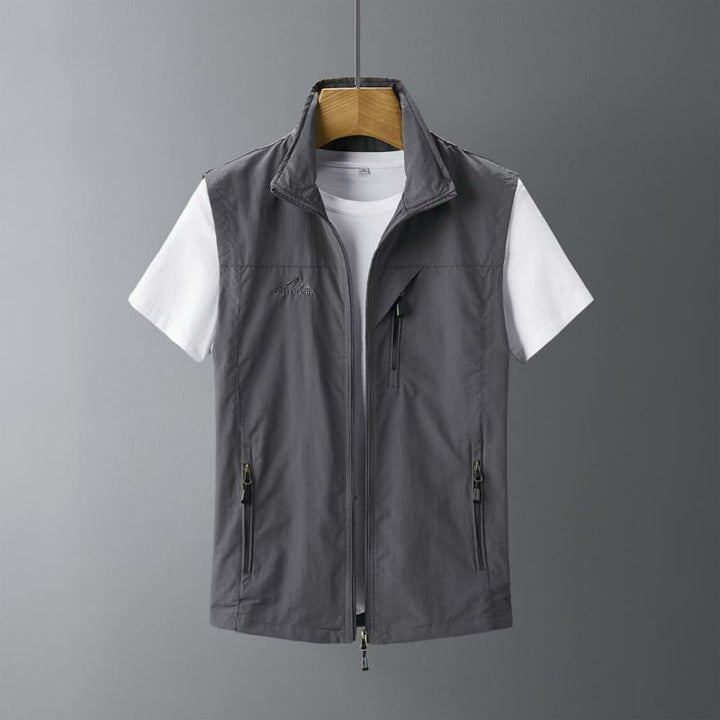 Men's Lightweight Outdoor Vest – Breathable with a Zipper