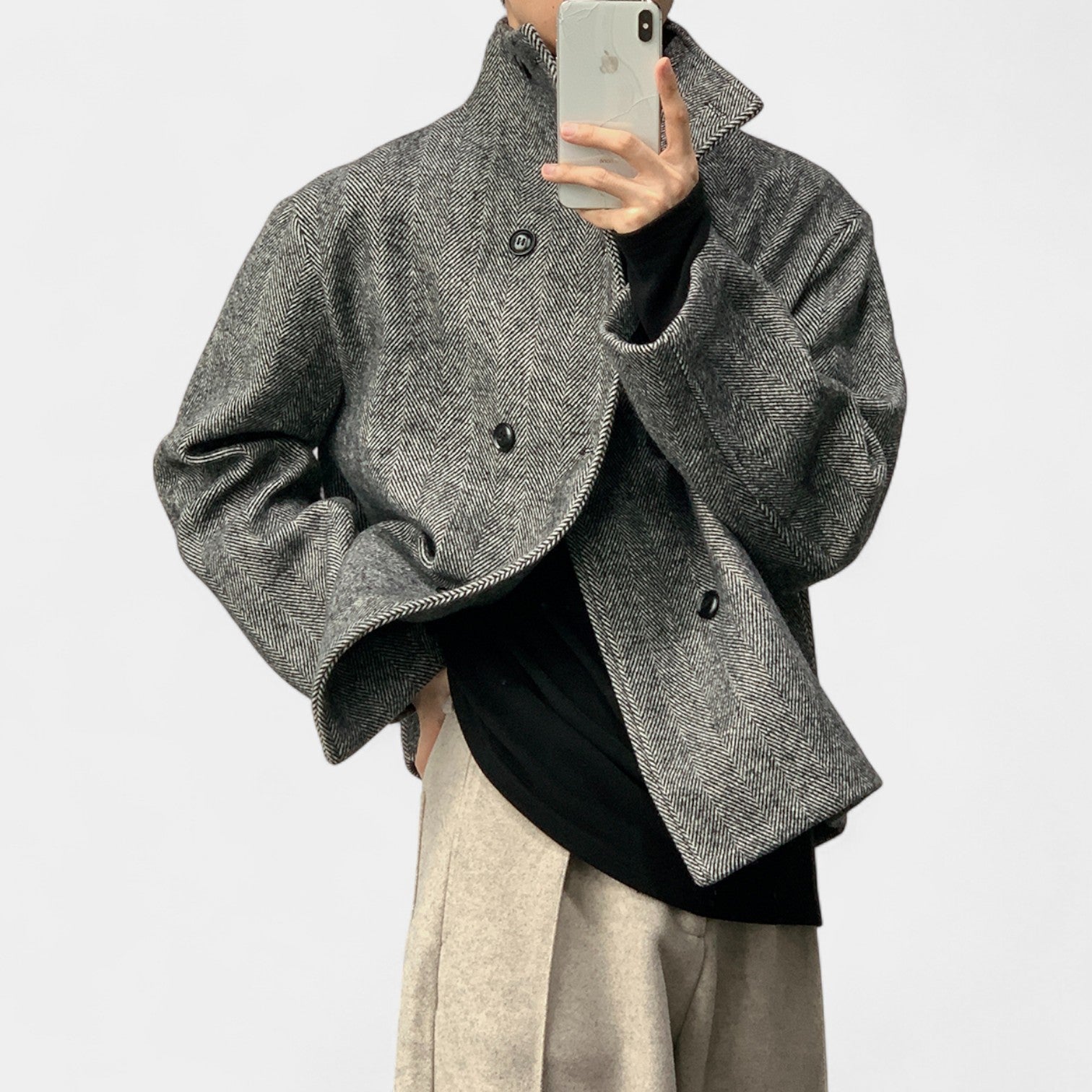 Riche | Trenchcoat homme croisé en laine mélangée – mi-long, raffiné, silhouette intemporelle
