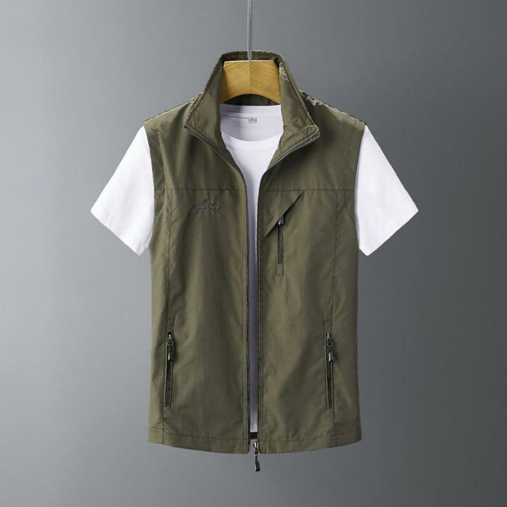 Men's Lightweight Outdoor Vest – Breathable with a Zipper