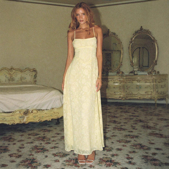 Robe Maxi Fleurie Élégante Femme – Bretelles Fines Dos Lacé