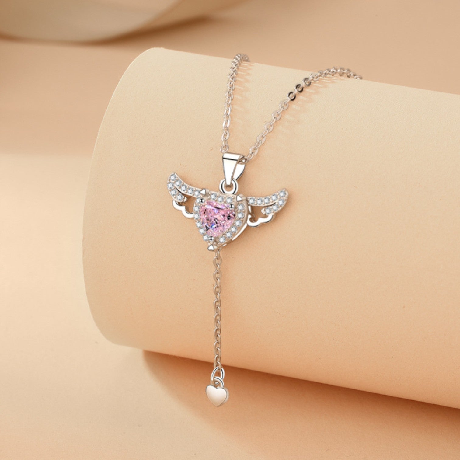 Riche | Collier Cœur Cupidon et Ailes d’Ange Femme