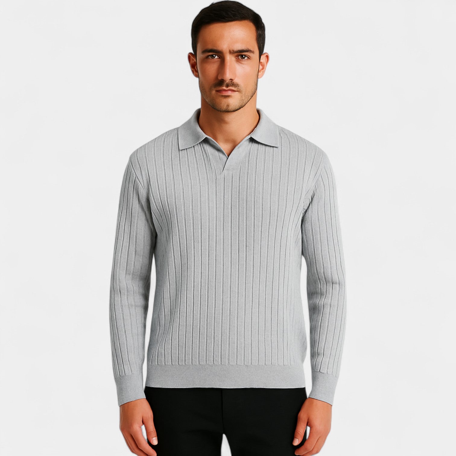 Riche | Polo homme manches longues col V – élégance maille verticale