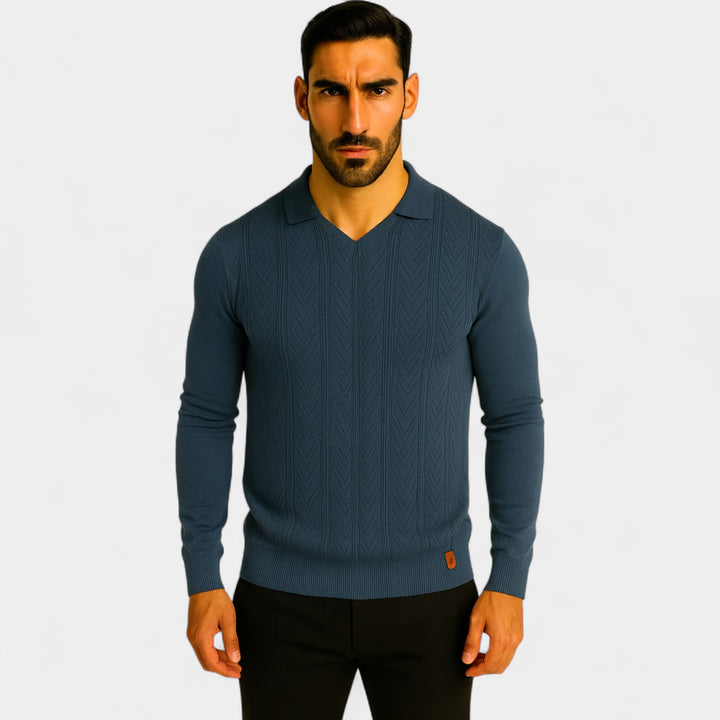 Riche | Polo homme jacquard maille col V – torsades classiques