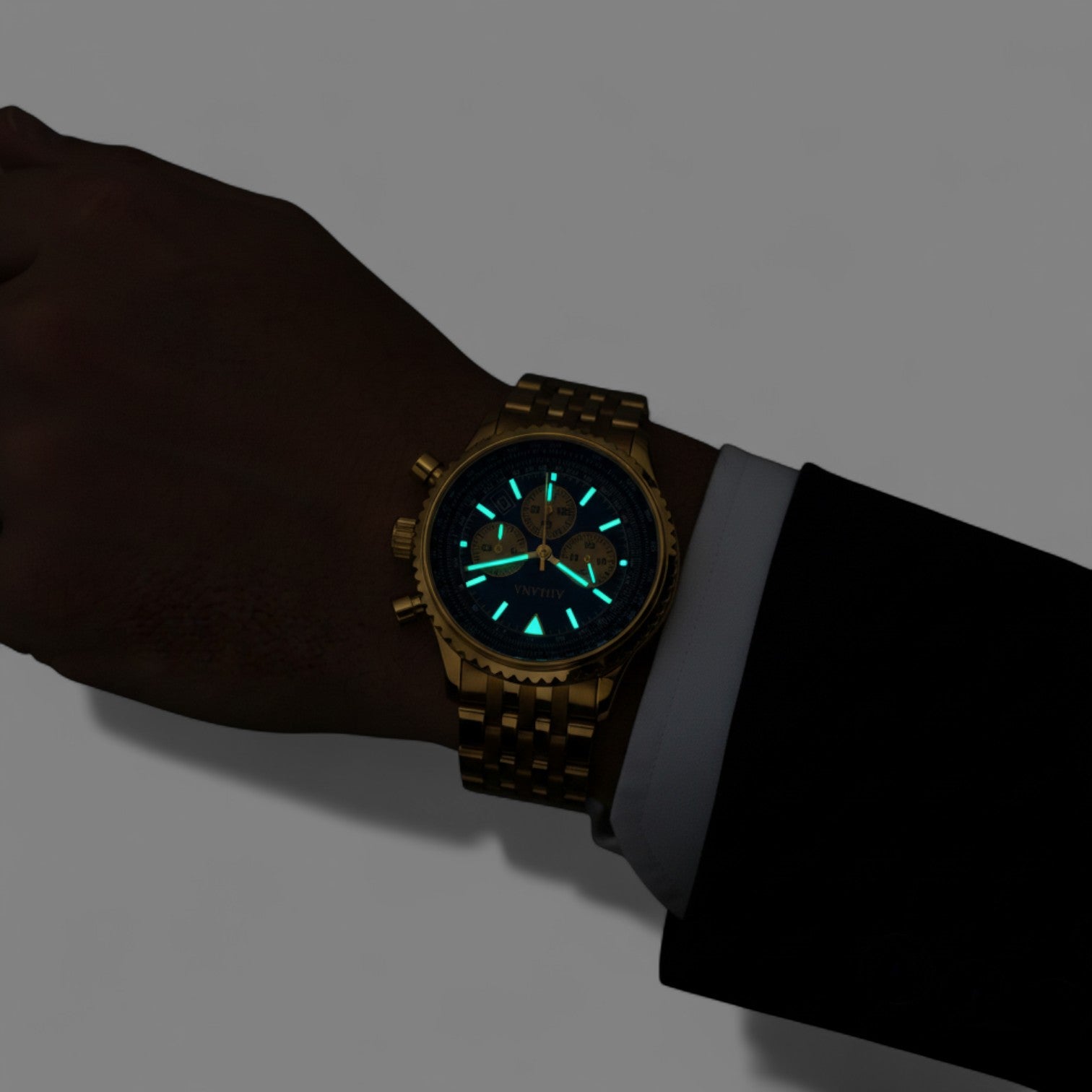 Riche | Montre pour Homme Dorée en Acier Inoxydable – Quartz Lumineuse et Étanche 43 mm