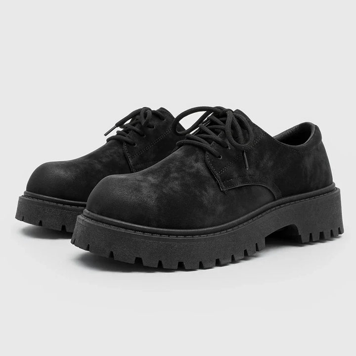 Herren-Lederschuhe mit dicken Schnürsenkeln – Erhöhte Sohle