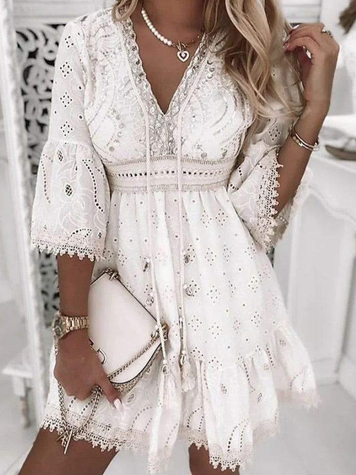 Mini-Robe Bohème Femme en Coton – Col V Brodé à Pampilles