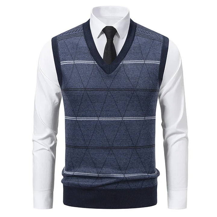 Men's V-Neck Sweater with Fleece Lining – Diamond Pattern
