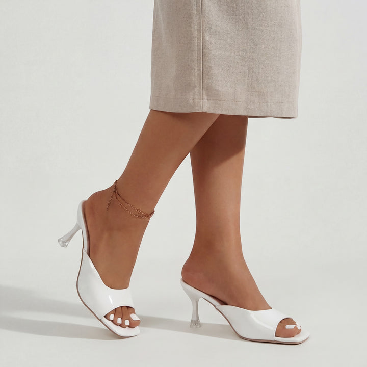 Pumps aus Glanzleder für Damen – mit eckiger Spitze