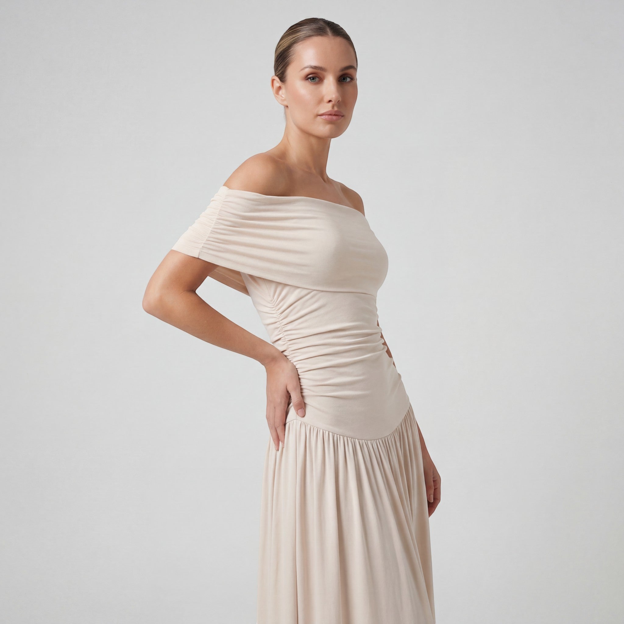 Riche | Robe Longue Femme Plissée à Épaules Dénudées