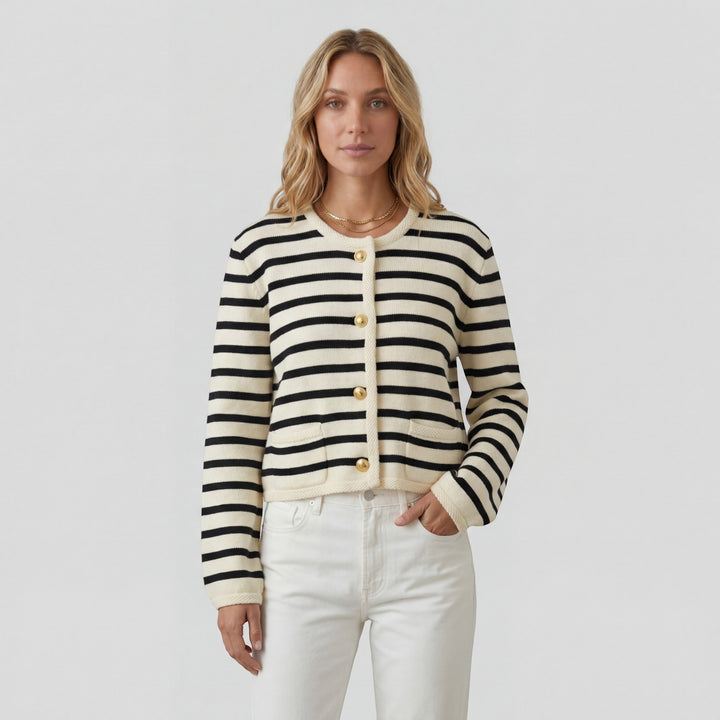 Kurze Strickjacke für Damen – Gestreift mit Knopfleiste