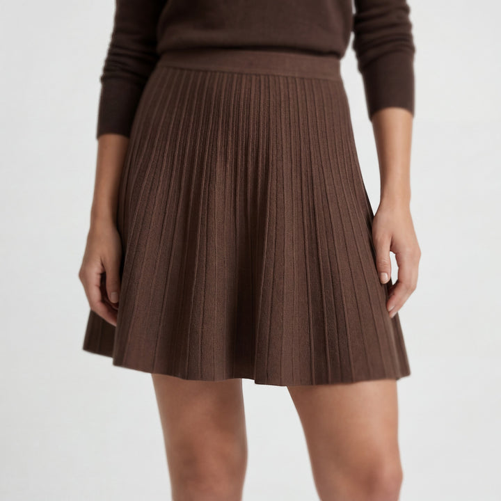 Plisseret miniskirt til kvinder i strik – Høj talje og udsvunget snit