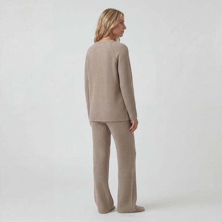 Ensemble en maille côtelée femme – Coupe souple décontractée
