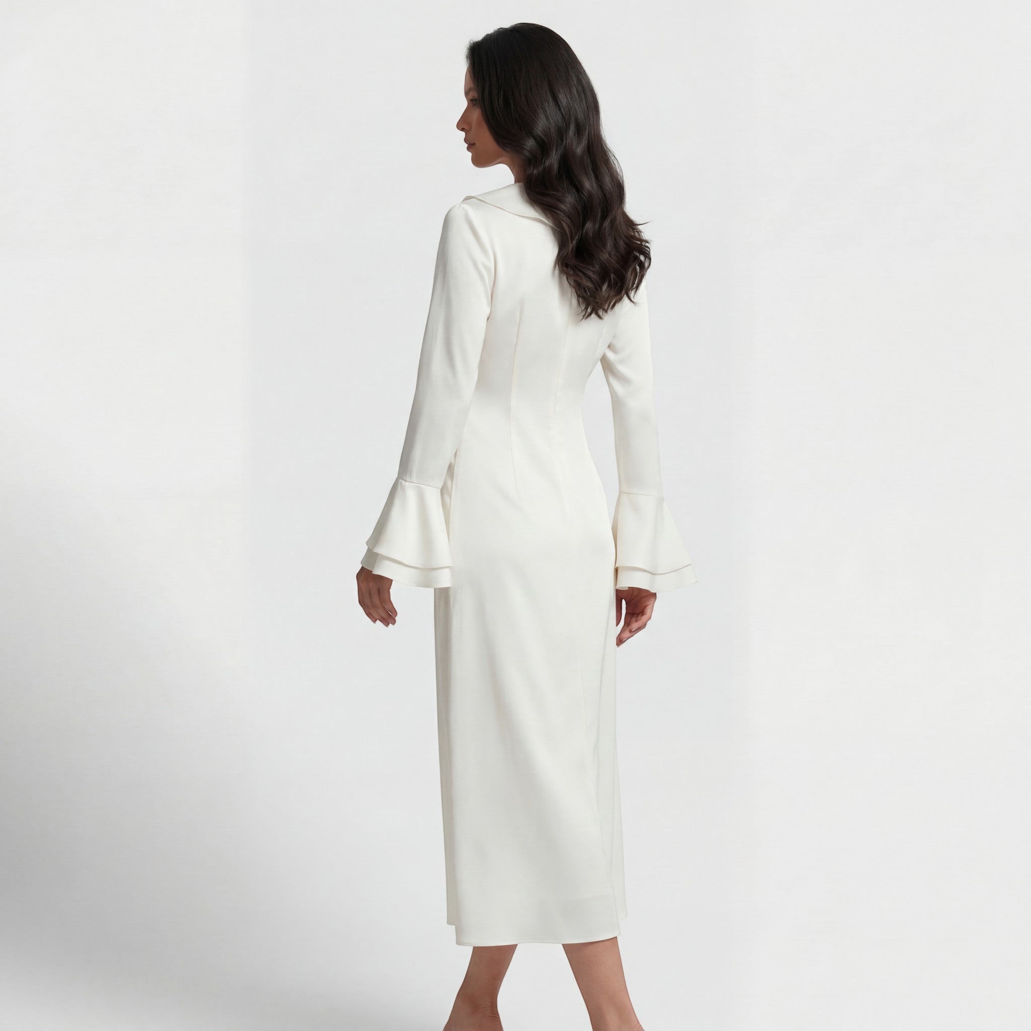 Robe midi femme en tissu – Détail col à volants