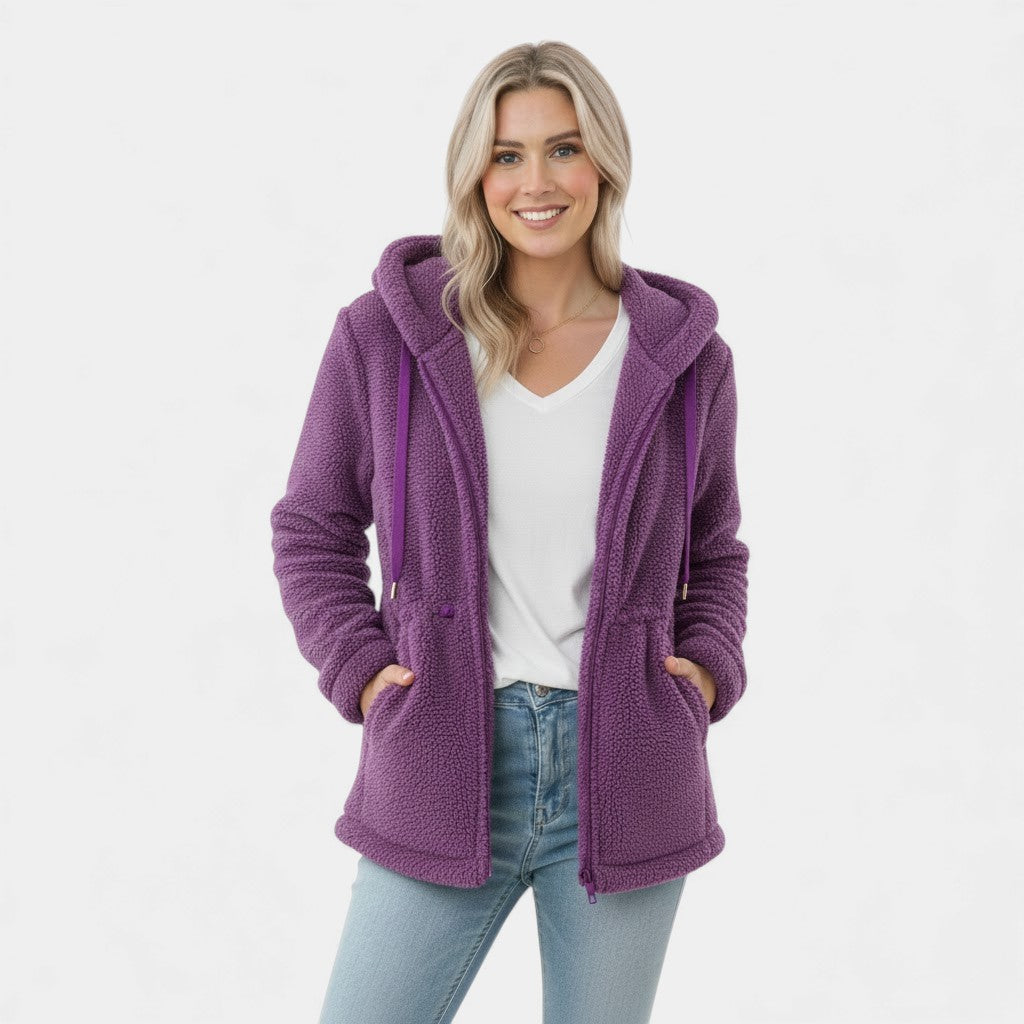 Riche | Veste femme à capuche en laine