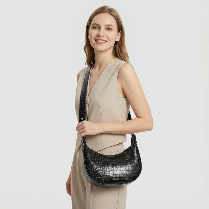 Umhängetasche aus strukturiertem Leder für Damen – Baguette-Form