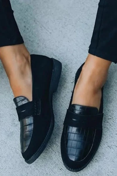 Women's Black Leather Slip-On Loafers – Comfortable Round-Toe