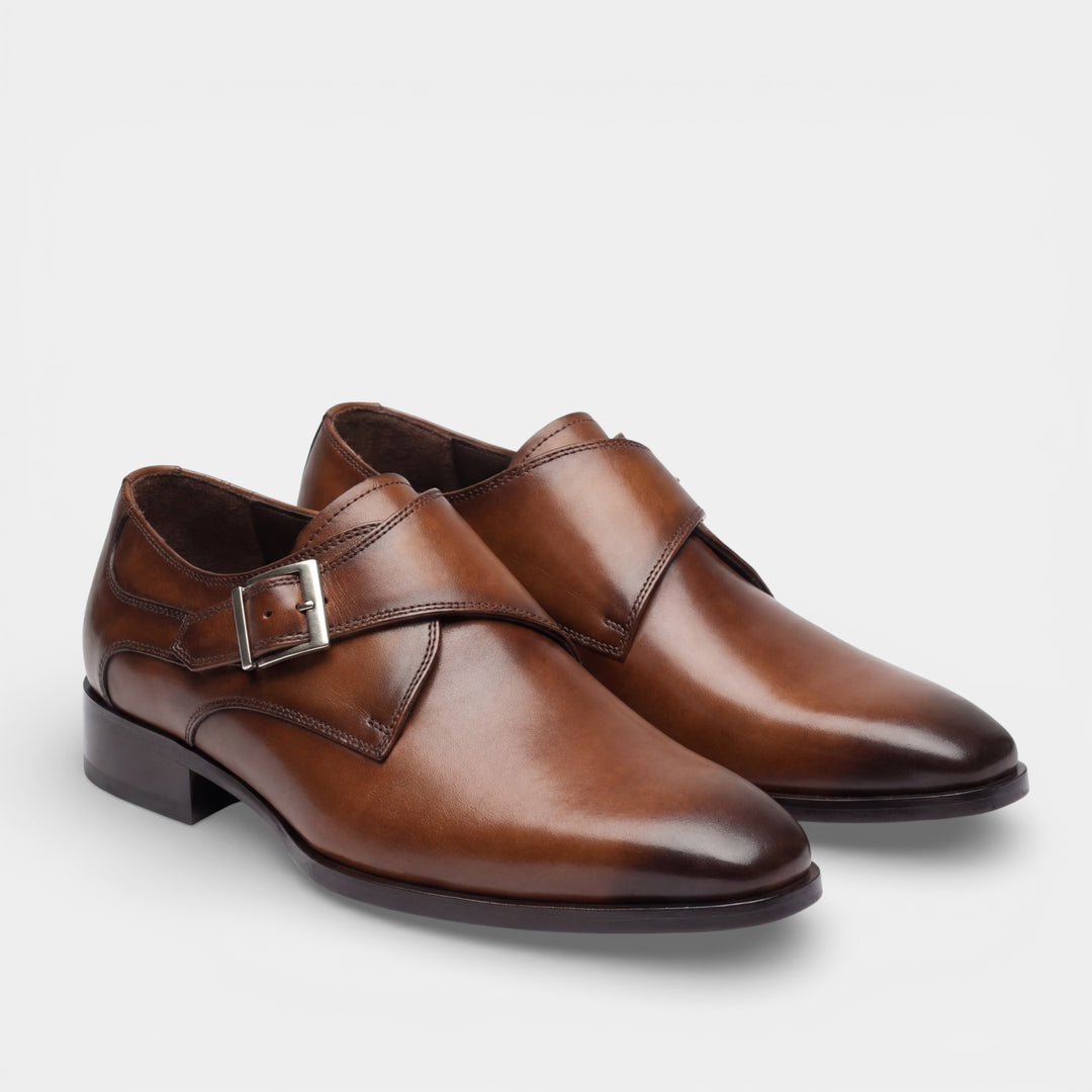 Chaussures formelles homme en cuir de vachette – Bout carré coupe structurée