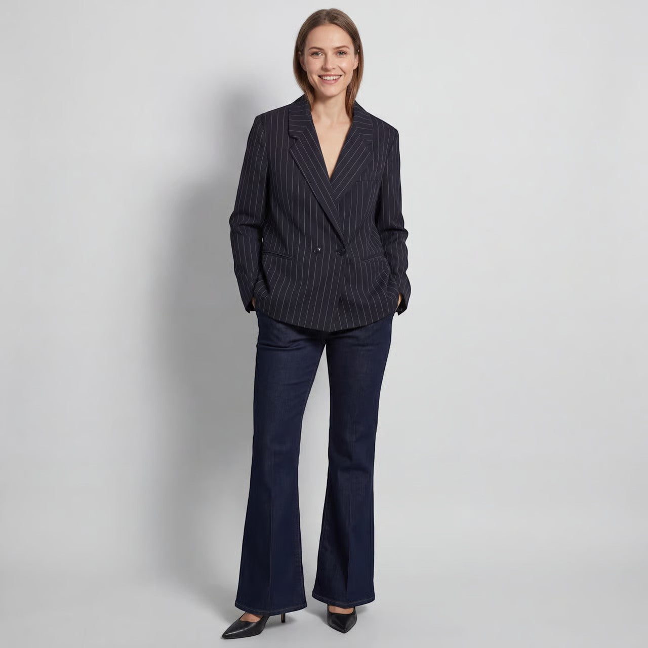 Blazer femme croisé en tissu – Coupe structurée à rayures fines