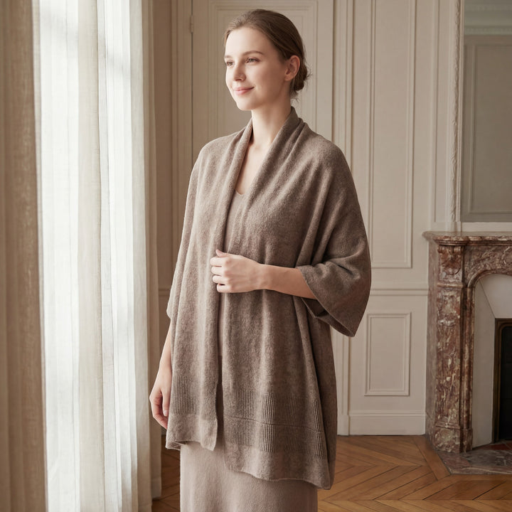 Cape châle femme en maille cachemire – Coupe fluide style drapé à enfiler