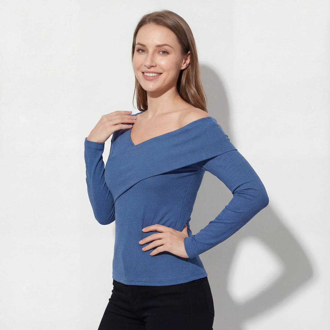 Women's stretch knit off-the-shoulder top – Fitted cut with long sleeves