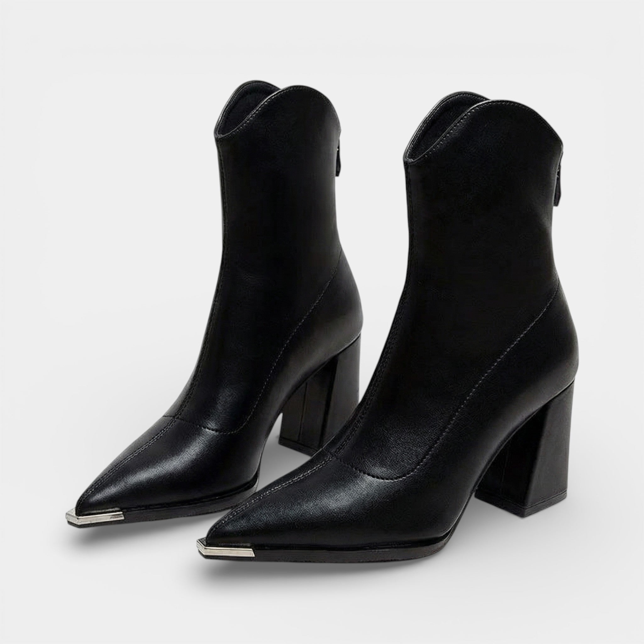 Riche | Bottes à Talon Haut en Cuir à Bout Pointu Doublées Polaire pour Femme