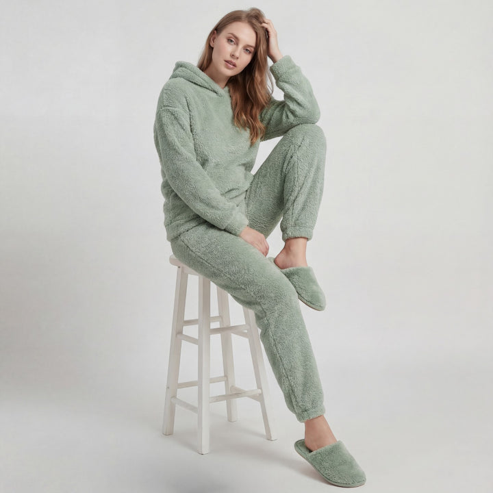 Riche | Women's Fleece Lounge Set with Hood and Elastic-Waist Pants