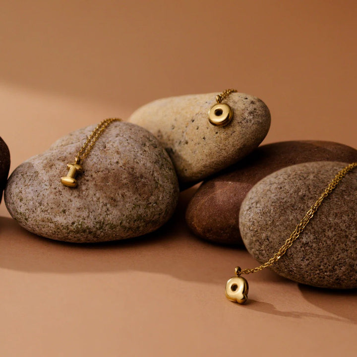 Collier Initiale Plaqué Or pour Femme – Pendentif Lettre Bubble